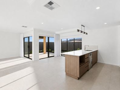 247B Drake St, Morley WA 6062