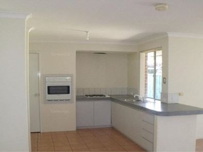 13 Basslet Place, Warnbro WA 6169