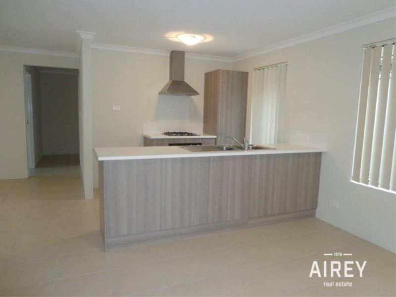 29 Vignerons Loop, Hocking WA 6065