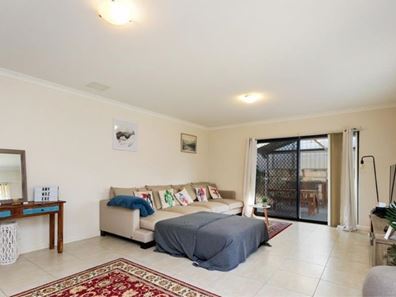 19 D'Arcole Turn, Secret Harbour WA 6173
