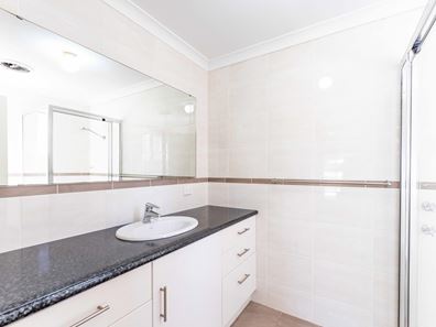 126A Lyall Street, Lamington WA 6430