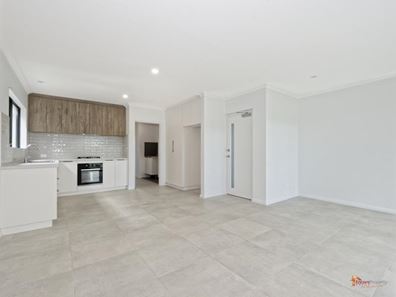 26B Newark Way, Orelia WA 6167