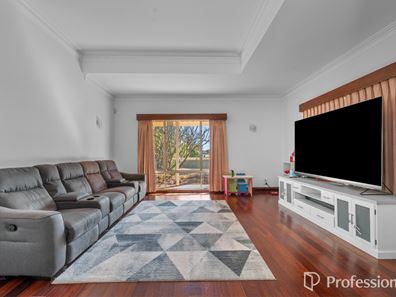 10 Turich Way, Victory Heights WA 6432