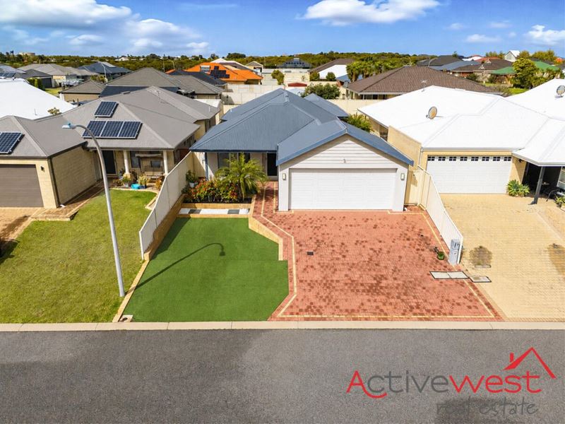 27 Wanda Circle, Wandina WA 6530