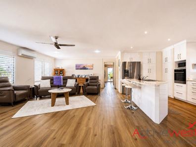 27 Wanda Circle, Wandina WA 6530