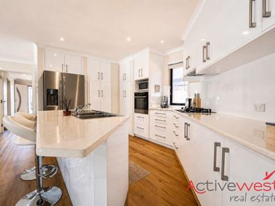 27 Wanda Circle, Wandina WA 6530