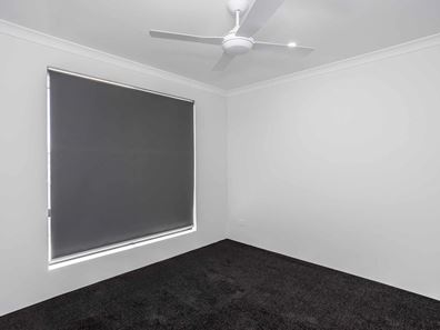 8A Hue Road, Eglinton WA 6034