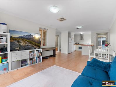 9/83 Station Street, Cannington WA 6107