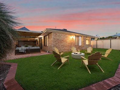 14 Fisherton Circuit, Kinross WA 6028
