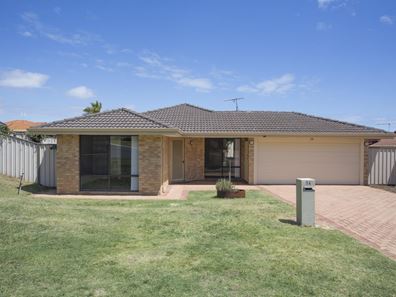 14 Fisherton Circuit, Kinross WA 6028