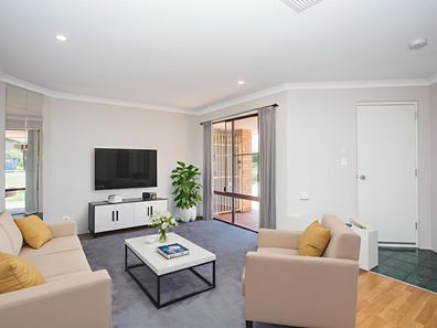 14 Fisherton Circuit, Kinross WA 6028