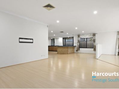 14 Saltram Turn, Canning Vale WA 6155