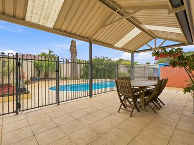 5 Bondi Crescent, Warnbro WA 6169