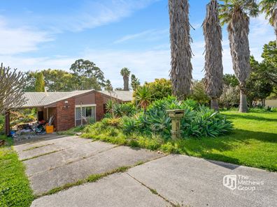 3 Henrietta Avenue, Mount Nasura WA 6112