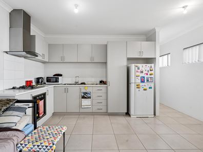 12B Tenterden Way, Gosnells WA 6110