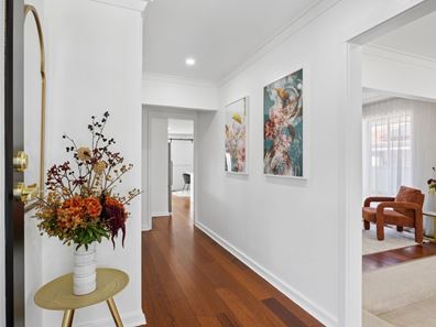 8 Chobham Way, Morley WA 6062