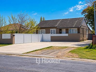 34 Balgore Way, Carey Park WA 6230