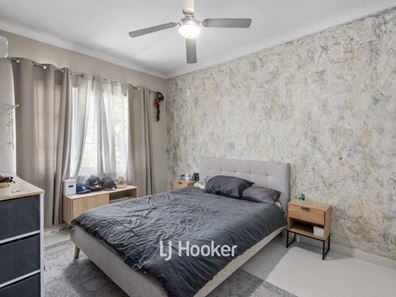 34 Balgore Way, Carey Park WA 6230