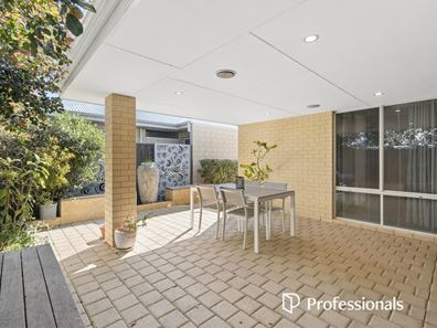 3 Dargie Way, Alkimos WA 6038