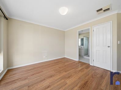 105 The Avenue, Warnbro WA 6169