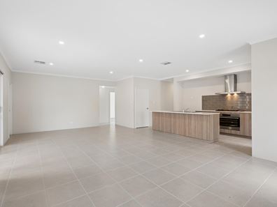 39B Martindale Avenue, Thornlie WA 6108