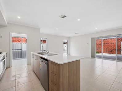 39B Martindale Avenue, Thornlie WA 6108