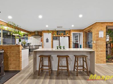 27 Innamincka Road, Greenmount WA 6056