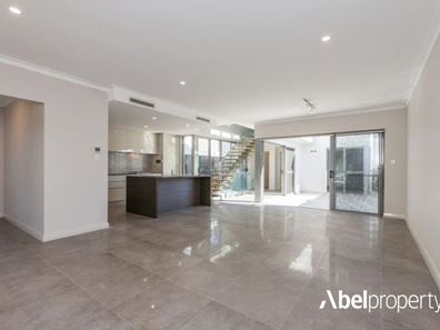 2/43 Troy Terrace, Daglish WA 6008
