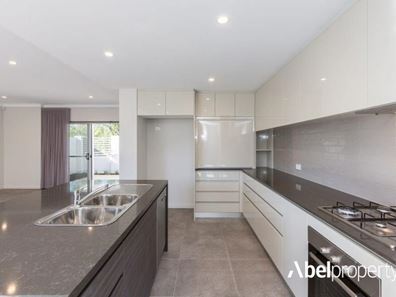 2/43 Troy Terrace, Daglish WA 6008