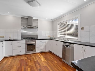 18 Dorothea Street, South Kalgoorlie WA 6430