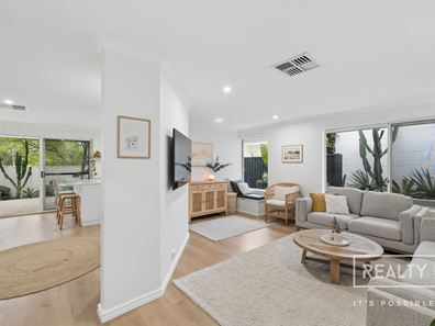 74B Duke  Street, Scarborough WA 6019