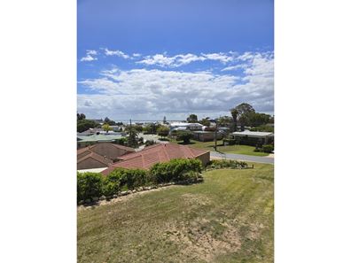 8/32 Shayne Street, Halls Head WA 6210
