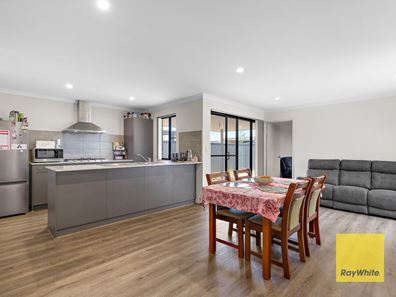 7 Kenchuto Way, Southern River WA 6110