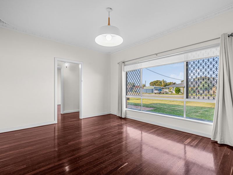25 Cheviot Street, Dianella