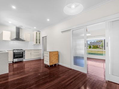 25 Cheviot Street, Dianella WA 6059