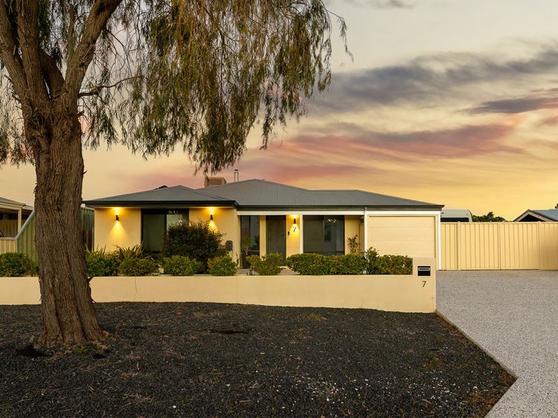 7 Cawdor Lane, Orelia WA 6167