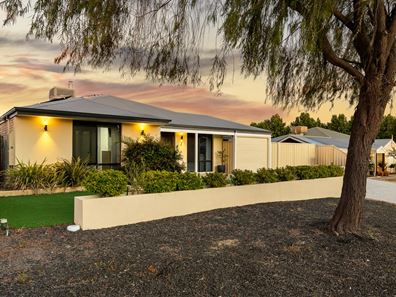7 Cawdor Lane, Orelia WA 6167