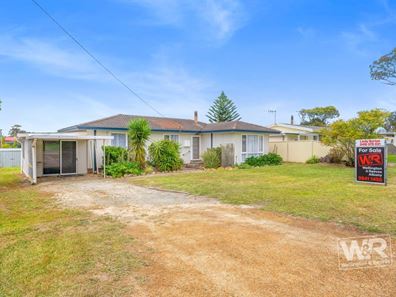 16 Whidby Street, Orana WA 6330