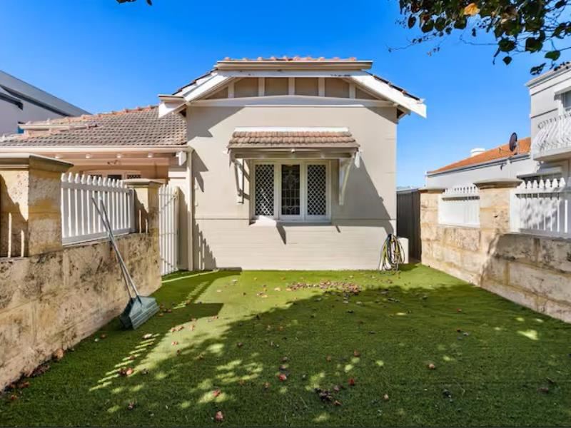 2 Campsie Street, North Perth WA 6006
