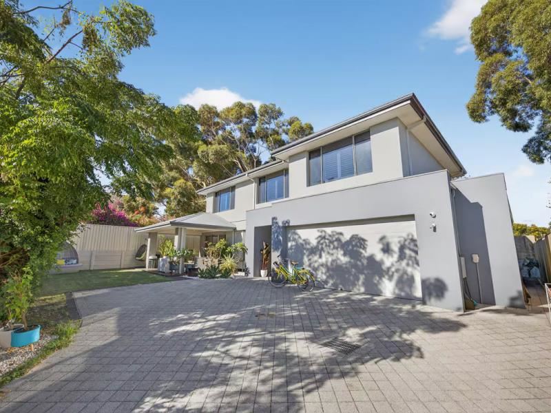 12A James Road, Swanbourne WA 6010