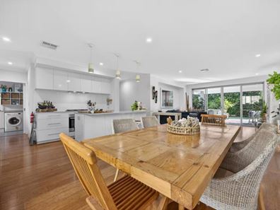 12A James Road, Swanbourne WA 6010