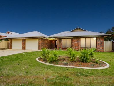 77 Samrose Road, Dalyellup WA 6230