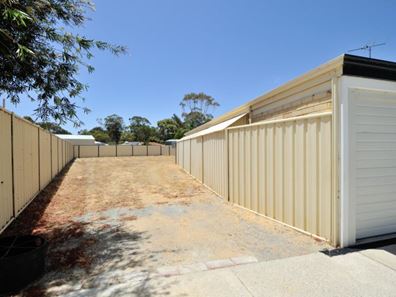 2a Grimsel Court, Coodanup WA 6210