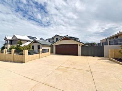 33 Seville Crest, Mindarie WA 6030