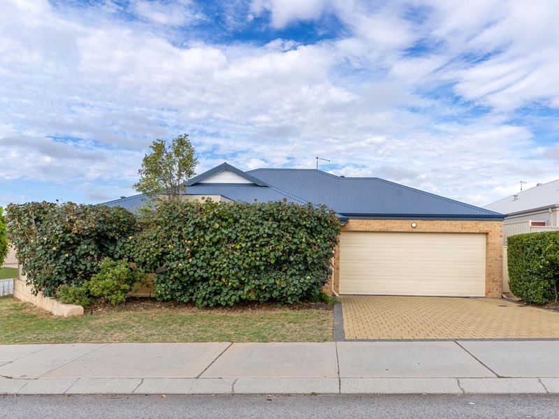 25 Otunic Way, Madeley WA 6065