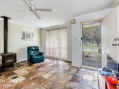 24 Kellar Way, Thornlie WA 6108