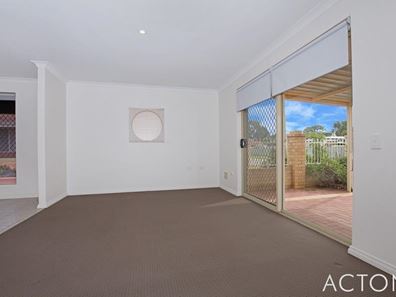 2/11-13 Andrew Street, Mandurah WA 6210