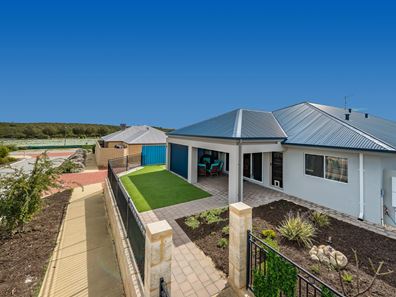 38 Anguilla Gardens, Iluka WA 6028