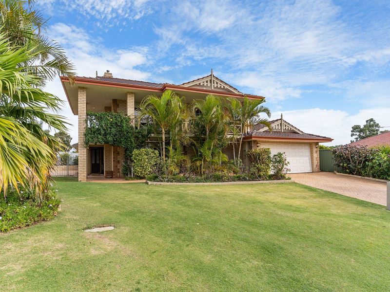 11 Withers Grove, Woodvale WA 6026