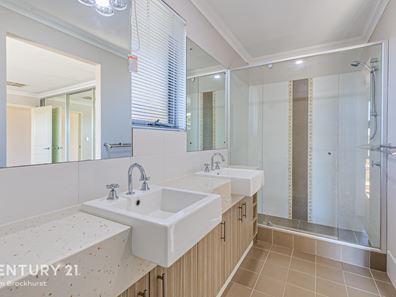 78 Bancoura Parkway, Secret Harbour WA 6173